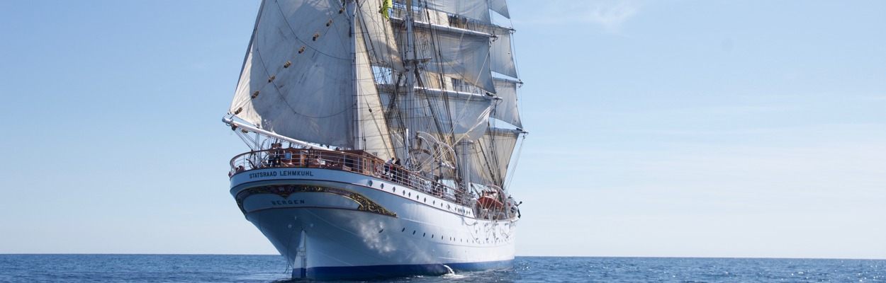 arkivbilde statsraad lehmkuhl til havs under seil sommeren 2018 ooc 00062 foto jesper rosenmai